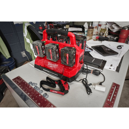 M18 PC6 - M18 PACKOUT six bay rapid charger -1pc