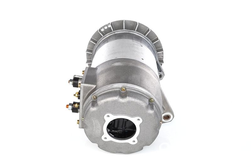 Bosch 0120689600 Alternator - 2