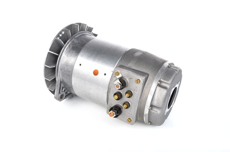 Bosch 0120689600 Alternator - 6