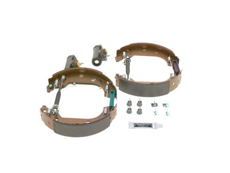 Bosch 0204114061 Brake Shoe Set - 4