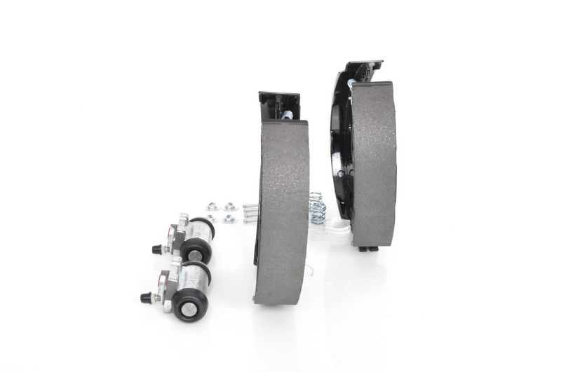 Bosch 0204114156 Brake Shoe Set - 2