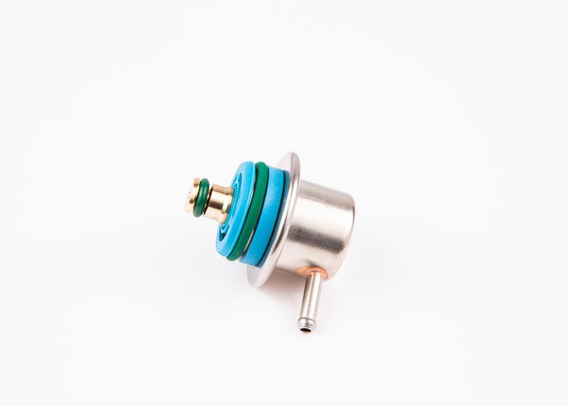 Bosch 0280160562 Fuel Pressure Regulator - 4