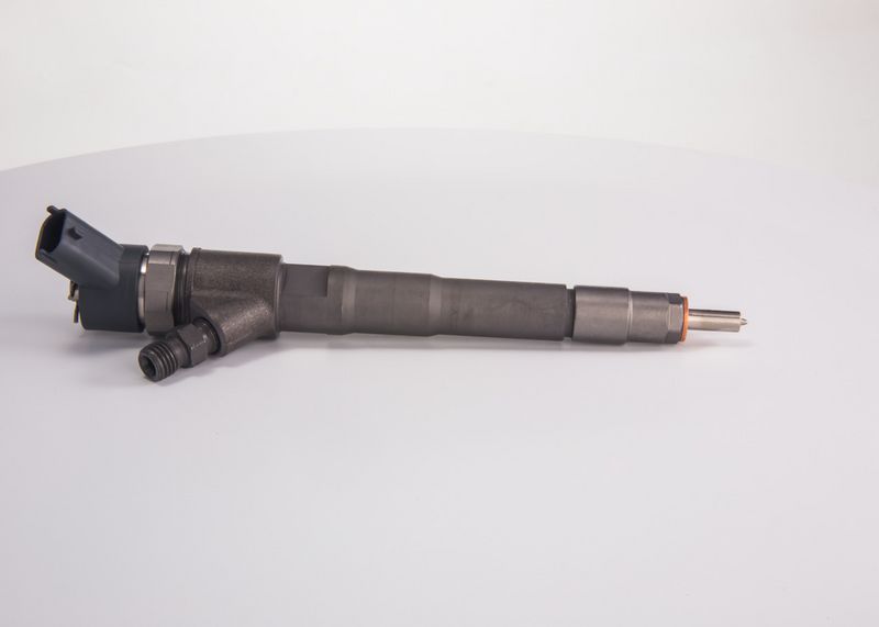 Bosch 0445110520 Injector Nozzle - 4