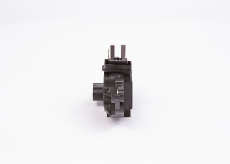 Bosch 1986AE0131 Alternator Regulator - 2