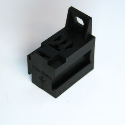 Bosch 3334485045 Relay Socket - 1