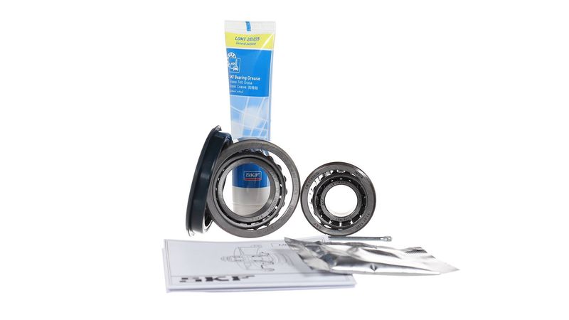 SKF VKBA9011CL Wheel Bearing Kit - 4