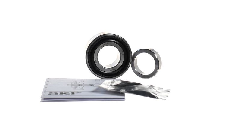 SKF VKBA9067CL Wheel Bearing Kit - 3